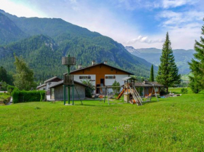 Hotels in Surava